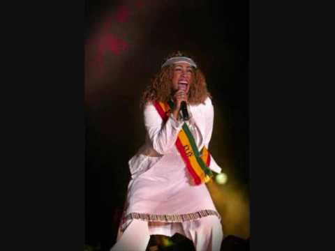 Aster Aweke - Eshururu Fikire  - እስሁሩሩ ፈከረ