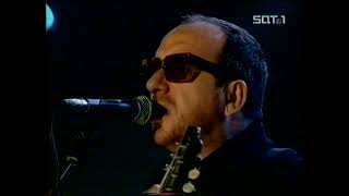 ELVIS COSTELLO - When I Was Cruel (&#39;Harald Schmidt&#39; German TV 2002)