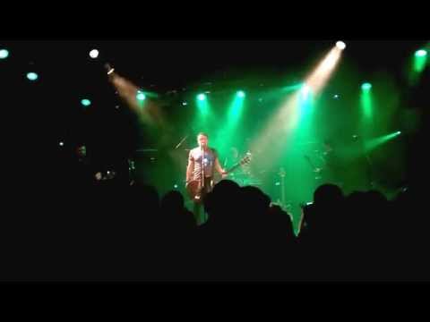 Peter Hook & The Light - Isolation (Joy Division), Berlin 04.10.14