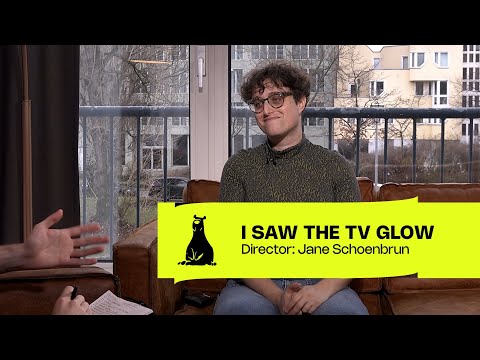 Interview with Jane Schoenbrun, director of "I SAW THE TV GLOW"
