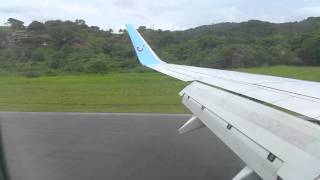 preview picture of video 'Landing at Roatan airport, Honduras (2014.12.01) HD 1920x1080'