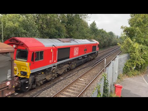 Class 66 | 66100 'Armistice 100 1918-2018' | DB Cargo UK