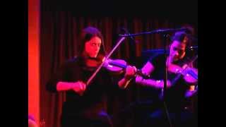 SIOBHAN PEOPLES,WINIFRED HORAN,MIKE McCAGUE- ROISIN DUBH,GALWAY 22.10.06.