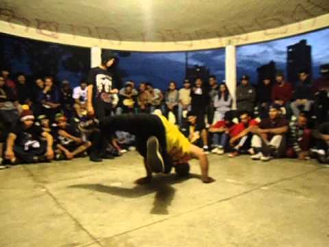 True Floor 2014 - Top 32 - Salsichão ( Power Monsters ) vs Gui ( Mega Break )