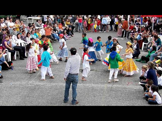 Comparsa grado Tercero Fiestas Gemellistas 2012