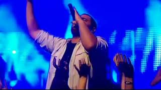 Yahweh (with Powerfull Introduction by Pastor Robert Fergusson) - Hillsong