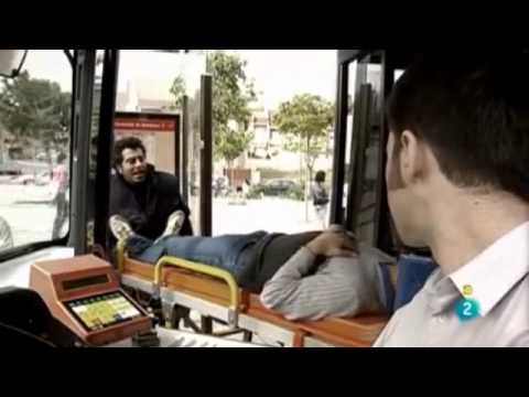 Splunge - Autobús que pasa por el hospital