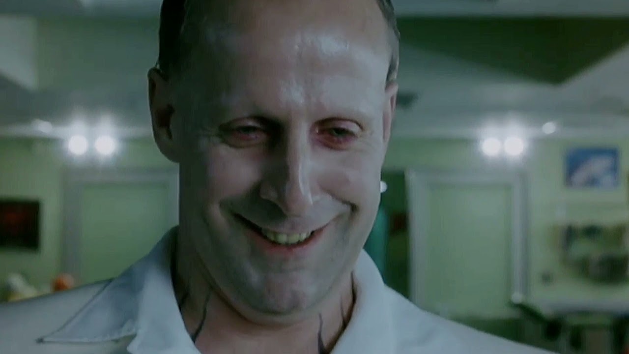 Trailer oficial de Constantine