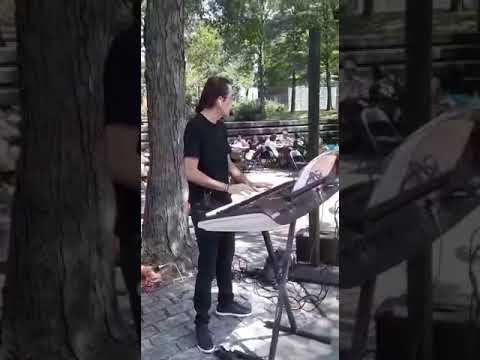Promotional video thumbnail 2 for Juan Piano Keyboards Man