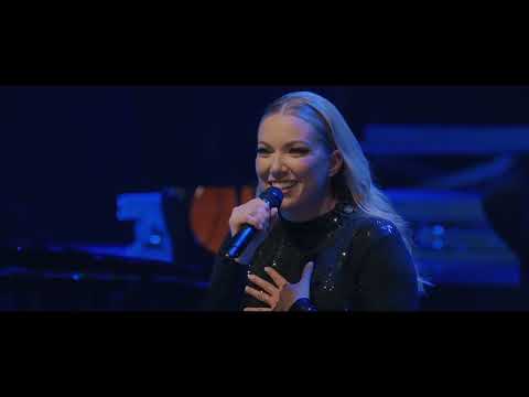 STEKLASIKA V CANKARJEVEM DOMU (celoten koncert) - Uroš in Tjaša