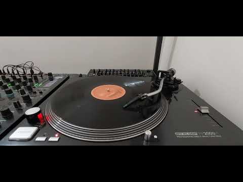 Felipe & Nicolas Bacher – Acaldo