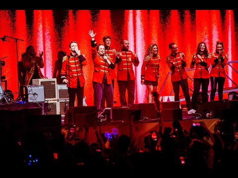 Dorothee Vegas, Like Maarten & Belle Perez - Enamorada | Live bij De Foute Party