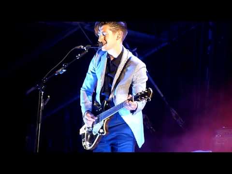 Arctic Monkeys - Mad Sounds [Live at Best Kept Secret, Hilvarenbeek - 21-06-2013]