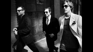 Try It On - Interpol (lyrics)