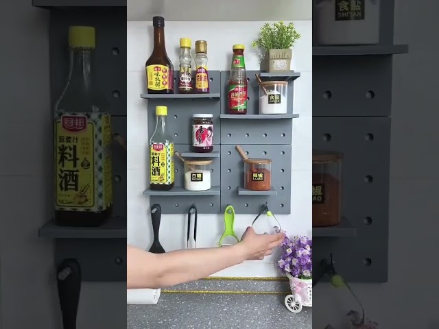 Vídeo relacionado con Sibosen Kit de 42 tableros perforados, incluye 6 tableros de clavijas de 28 x 28 cm y ganchos de accesorios, organizador de pared de plástico para oficina, sala de manualidades, organizador de tablero