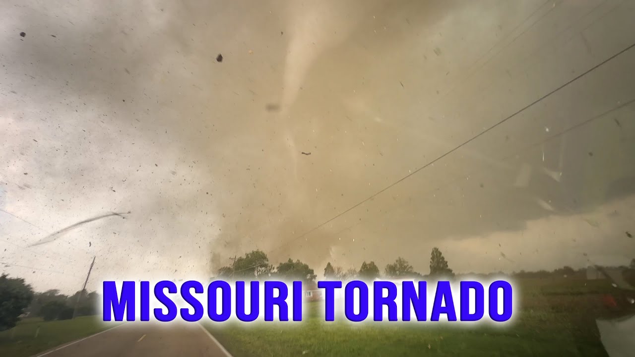 Extreme Tornado footage from Miner, MO - Driving into Tornado Debris
