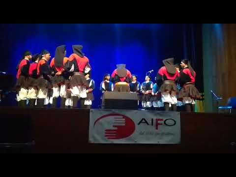 Gli Amici del Folklore "Mere Manna".