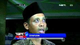 Download lagu Suasana haru liputi kedatangan jenazah Marwin Sholeh korban AirAsia QZ8501 - NET12 mp3