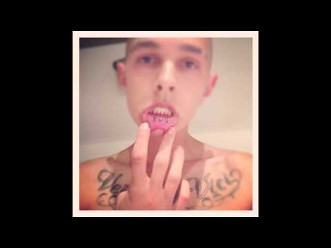 Triple R ft EZG & Gordo - Ut killt mij