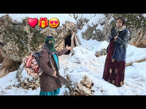 Winter Camping: The Mountain Lady's Extraordinary Gift to a Pregnant Mother