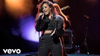 Demi Lovato - Games (Live)