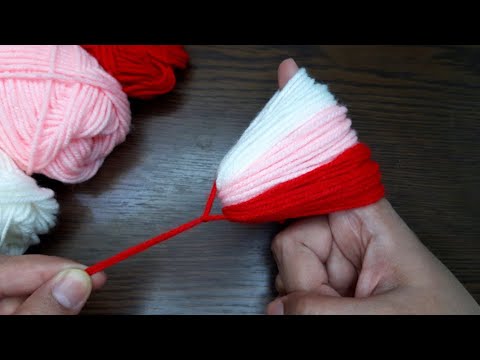 Pom Pom Heart Making With Fingers. Super Easy pom pom Heart With Wool
