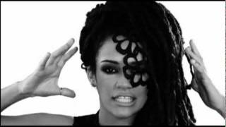 Amor Millonario Music Video