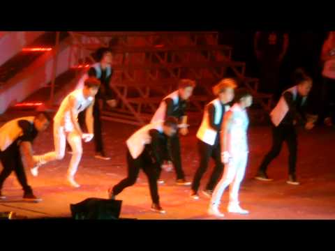 [Fancam] 121125 TVXQ - Keep Your Head Down @ SMTOWN live in Bangkok