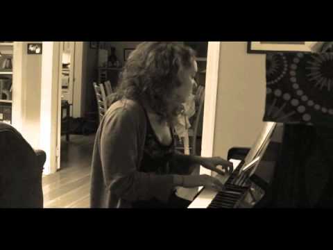 download lagu mp3 mp4 Coldplay X Cover, download lagu Coldplay X Cover gratis, unduh video klip Coldplay X Cover