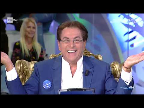 Mauro Perfetti - La sfida dei segni zodiacali - Detto Fatto 03/10/2019