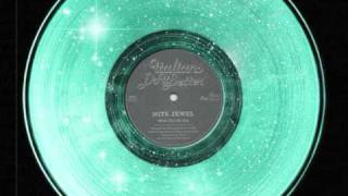 Nite Jewel : what did he say