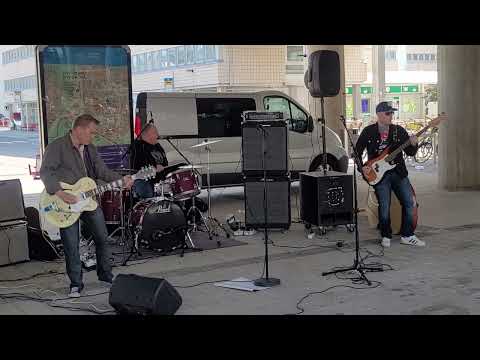 Loudi Bergman feat Johnny filter band - It ain't what you do