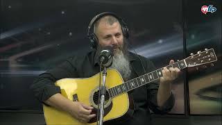 עדי גביסון - קצת ממך ביצוע אקוסטי לייב | Adi Gabison - Ktzat Mimcha Acoustic Performance LIVE