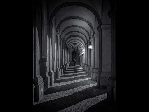 Timeless Monochrome – Crafting a Cinematic Black & White in Copenhagen