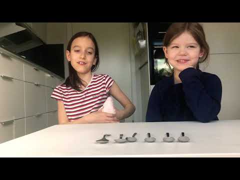 Elise och Astrid kör en smak-challenge!