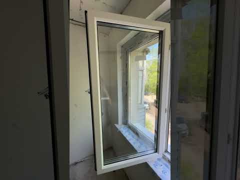 Окно пластиковое