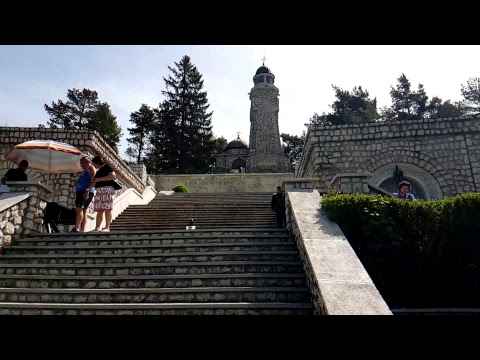 Mausoleul Mateias Arges