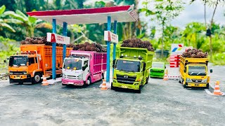 Download lagu AKSI KE #103 TRUK OLENG HINO500 Truk Isuzu NMR71 Truk Mitsubishi Fuso220ps Langsir Sawit KePabrik mp3
