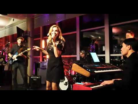 Alma Nieto   Easy Band