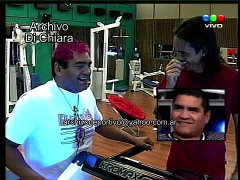 Gran Hermano Famosos - Roña Castro espia a chica en cama solar