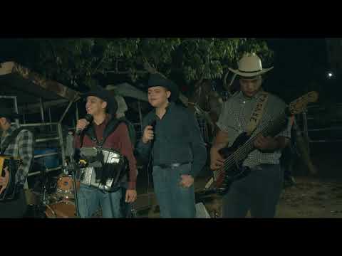 Profetas Jr Ft Los Mayores - El fue el barbas - en vivo