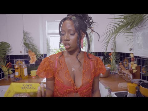 PAMÉ - Bustelo (Official Visualizer)