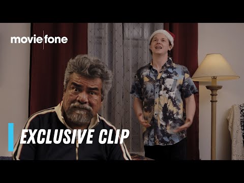 How The Gringo Stole Christmas | Exclusive Clip