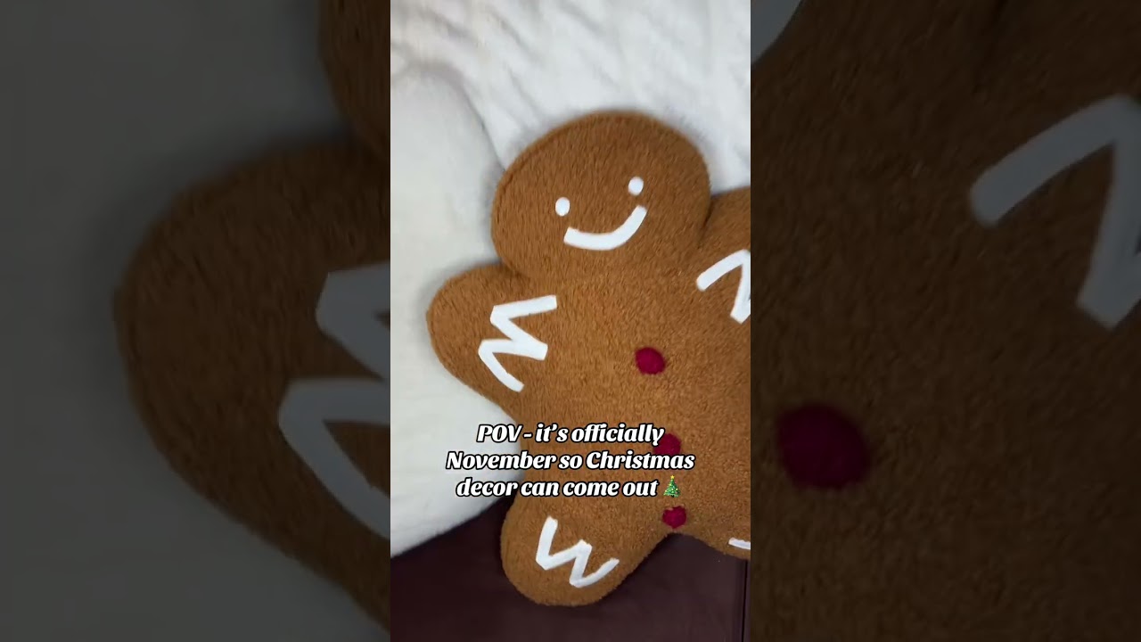 Cute gingerbread pillows for christmas decor #christmas