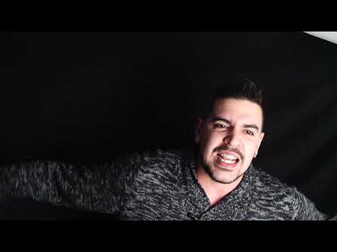 Victor Pau y CarraDMaster - Titanes (VIDEOCLIPOFFICIAL)