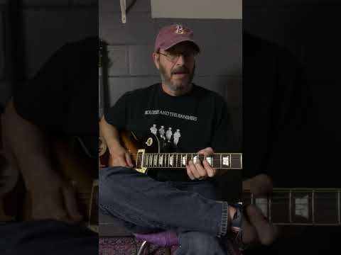 The CHUCK BERRY Lick! Make Your Solos BARK!! Bending Basics #8.