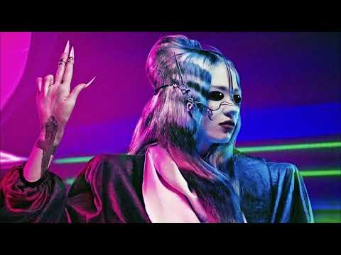 Grimes - Welcome To The Opera (New Song)