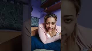سخنت مع روتيني اليومي وأنا نتعرى كلي أجيو تشوفو طبون ديالي