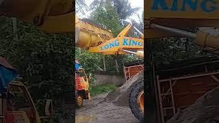 Download lagu wanita cantik operator alat berat#shorts mp3