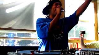 A.G.- Fat Pockets (Radio Remix) @ Fat Beats, NYC (The Final Day)